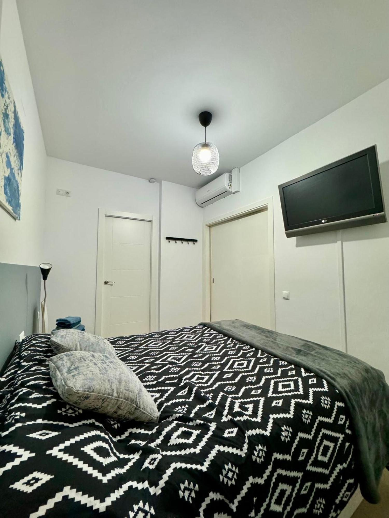 Moderno Apartamento Con Parking,Tarrassa, Barcelona 테라사 외부 사진